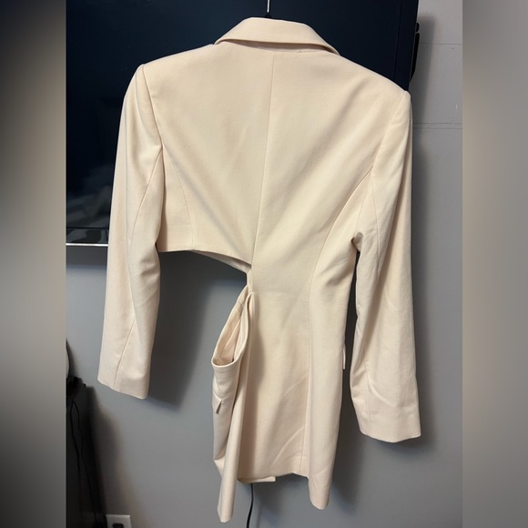 Cream blazer dress - Picture 4 of 4